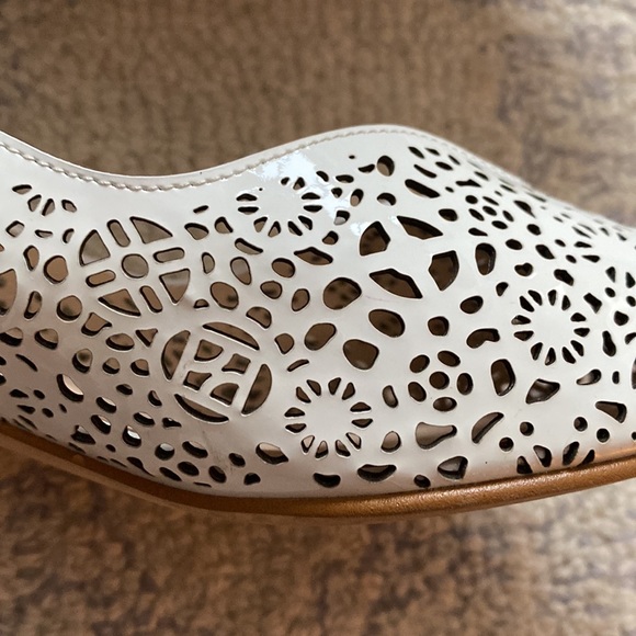 Vintage Kitten heel cutout patent leather - Picture 7 of 8